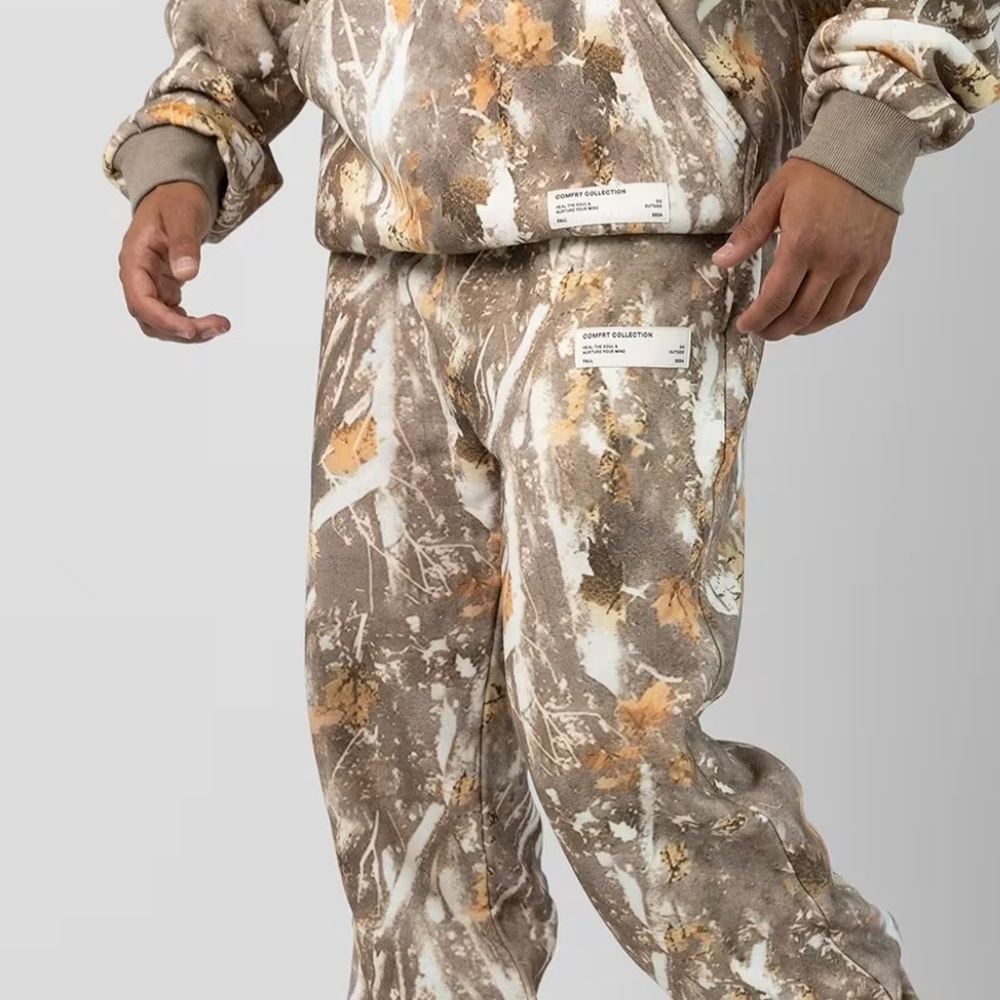 NWT Comfrt Unisex Camo Sweatpants